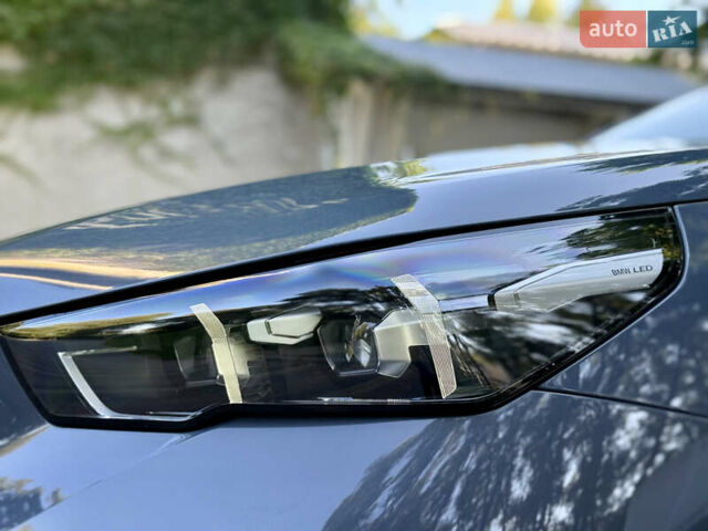 Серый БМВ i5, объемом двигателя 0 л и пробегом 15 тыс. км за 59500 $, фото 17 на Automoto.ua