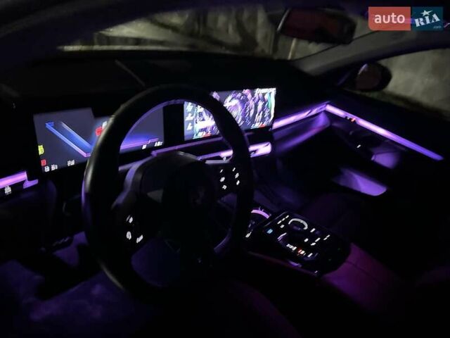 Сірий БМВ i5, об'ємом двигуна 0 л та пробігом 16 тис. км за 48500 $, фото 60 на Automoto.ua