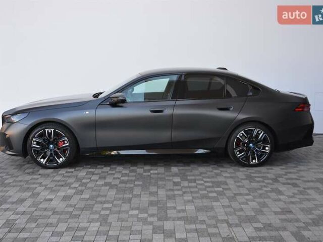 Сірий БМВ i5, об'ємом двигуна 0 л та пробігом 4 тис. км за 86780 $, фото 1 на Automoto.ua