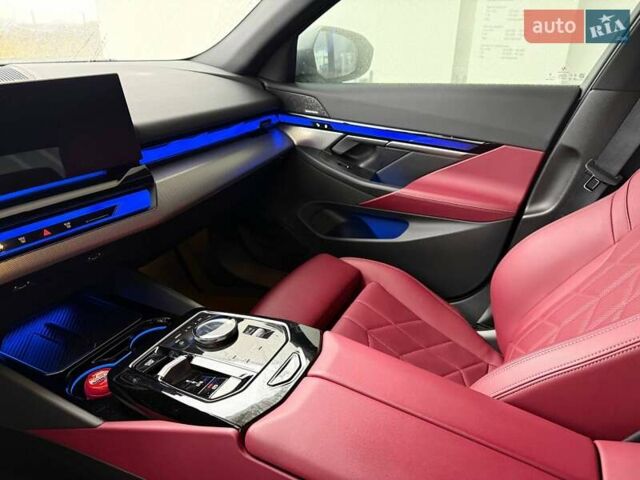 Сірий БМВ i5, об'ємом двигуна 0 л та пробігом 18 тис. км за 54900 $, фото 15 на Automoto.ua