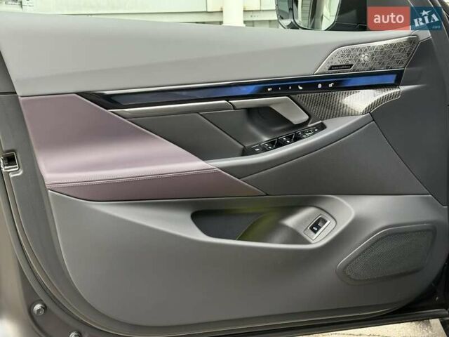 Серый БМВ i5, объемом двигателя 0 л и пробегом 5 тыс. км за 98929 $, фото 9 на Automoto.ua