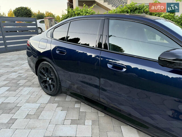 Синій БМВ i5, об'ємом двигуна 0 л та пробігом 15 тис. км за 72000 $, фото 4 на Automoto.ua