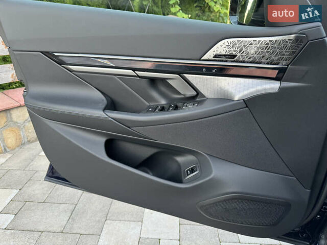 Синій БМВ i5, об'ємом двигуна 0 л та пробігом 15 тис. км за 72000 $, фото 19 на Automoto.ua