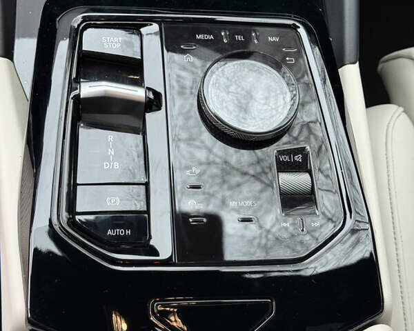 Синий БМВ i5, объемом двигателя 0 л и пробегом 24 тыс. км за 62000 $, фото 27 на Automoto.ua