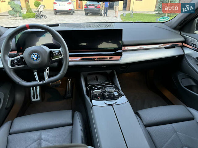 Синій БМВ i5, об'ємом двигуна 0 л та пробігом 15 тис. км за 72000 $, фото 15 на Automoto.ua