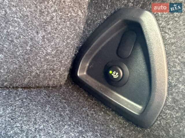 Синий БМВ i5, объемом двигателя 0 л и пробегом 15 тыс. км за 69999 $, фото 51 на Automoto.ua