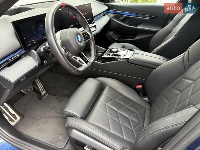Синій БМВ i5, об'ємом двигуна 0 л та пробігом 51 тис. км за 63000 $, фото 46 на Automoto.ua