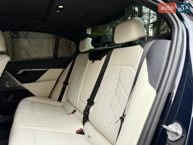 Синий БМВ i5, объемом двигателя 0 л и пробегом 24 тыс. км за 62000 $, фото 32 на Automoto.ua