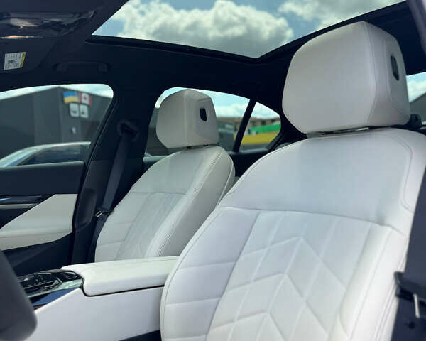 Синій БМВ i5, об'ємом двигуна 0 л та пробігом 17 тис. км за 63800 $, фото 11 на Automoto.ua