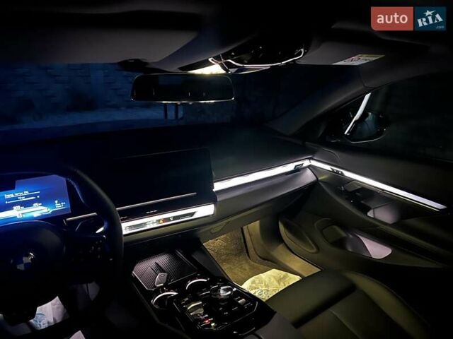 Синій БМВ i5, об'ємом двигуна 0 л та пробігом 23 тис. км за 48900 $, фото 41 на Automoto.ua