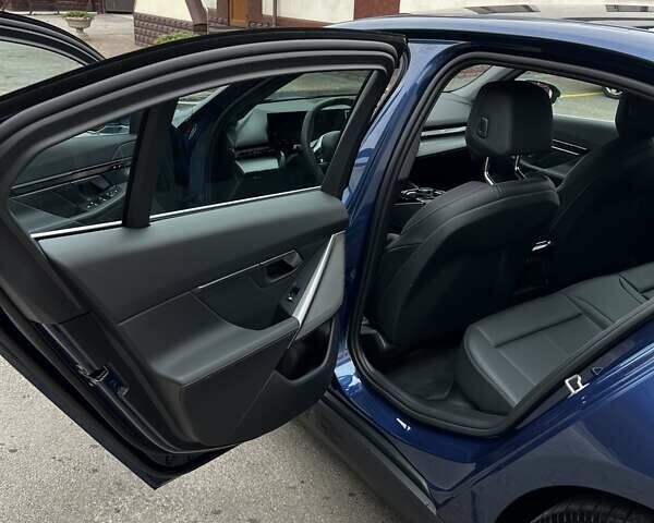 Синій БМВ i5, об'ємом двигуна 0 л та пробігом 23 тис. км за 48900 $, фото 15 на Automoto.ua