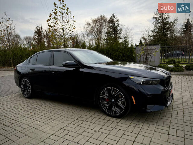 Синий БМВ i5, объемом двигателя 0 л и пробегом 4 тыс. км за 56500 $, фото 2 на Automoto.ua