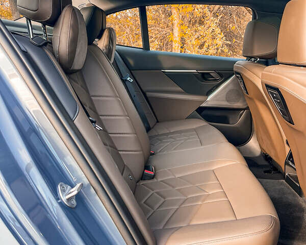 БМВ i5 2024 в Кривом Роге на Automoto.ua Синий БМВ i5, объемом двигателя 0 л и пробегом 15 тыс. км за 48000 $, фото 8 на Automoto.ua