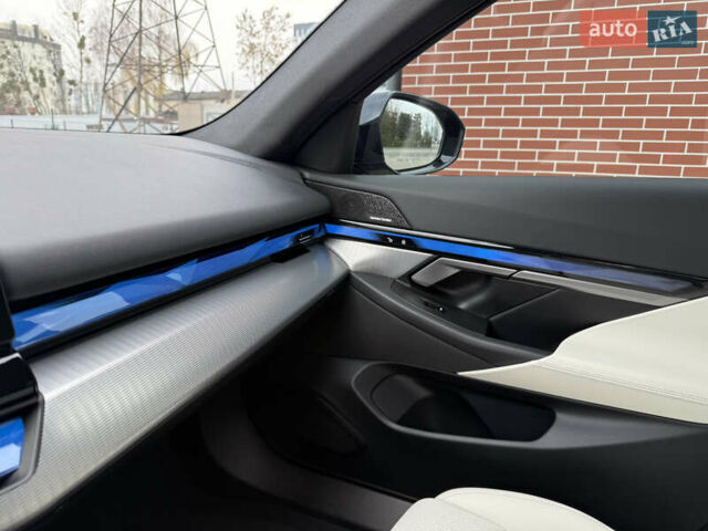 Синий БМВ i5, объемом двигателя 0 л и пробегом 4 тыс. км за 56500 $, фото 37 на Automoto.ua