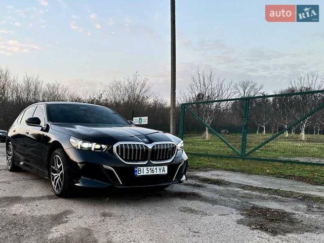 Синій БМВ i5, об'ємом двигуна 0 л та пробігом 4 тис. км за 48999 $, фото 4 на Automoto.ua