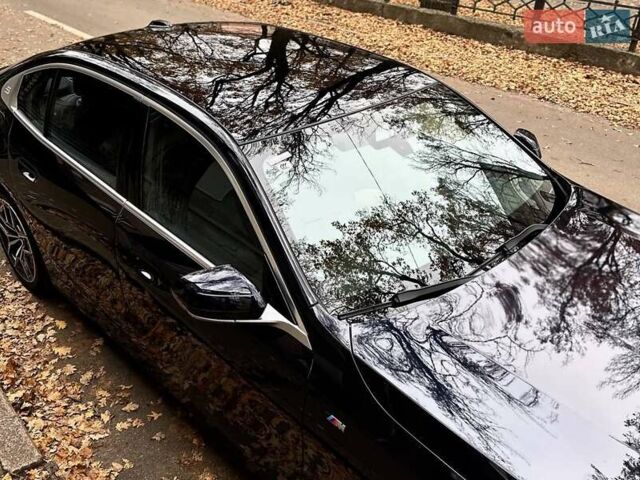 Синій БМВ i5, об'ємом двигуна 0 л та пробігом 4 тис. км за 48999 $, фото 3 на Automoto.ua