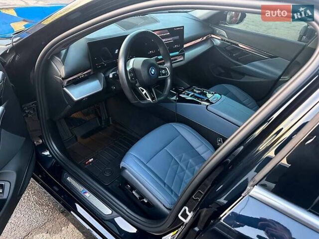 Синій БМВ i5, об'ємом двигуна 0 л та пробігом 4 тис. км за 48999 $, фото 18 на Automoto.ua