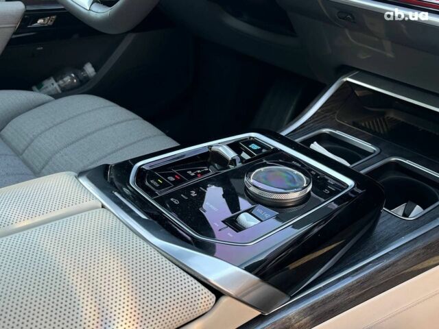 Білий БМВ i7, об'ємом двигуна 0 л та пробігом 41 тис. км за 87890 $, фото 13 на Automoto.ua