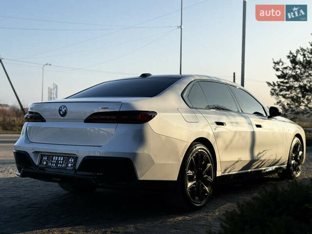 Білий БМВ i7, об'ємом двигуна 0 л та пробігом 42 тис. км за 86900 $, фото 10 на Automoto.ua