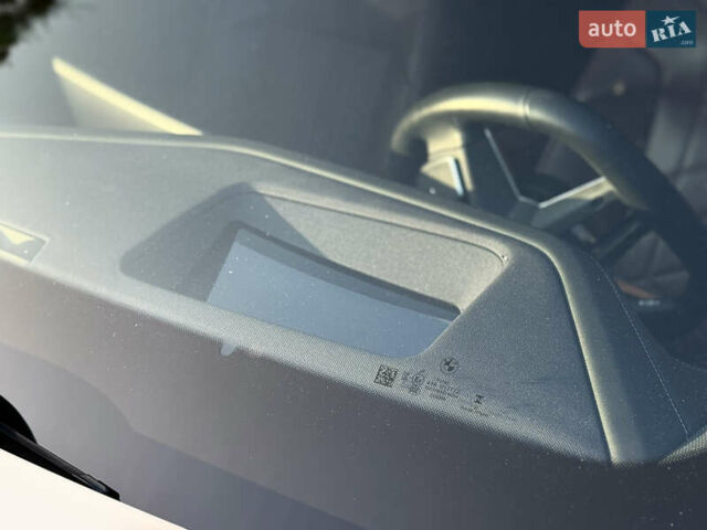 Білий БМВ i7, об'ємом двигуна 0 л та пробігом 42 тис. км за 86900 $, фото 16 на Automoto.ua