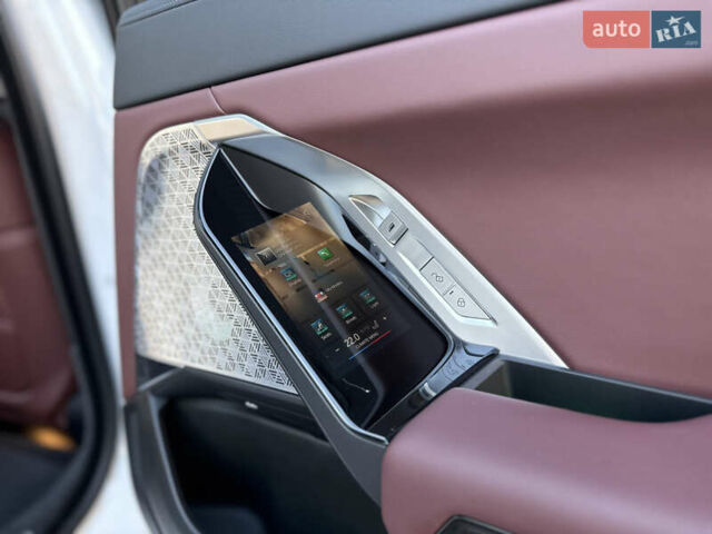 Білий БМВ i7, об'ємом двигуна 0 л та пробігом 42 тис. км за 86900 $, фото 75 на Automoto.ua