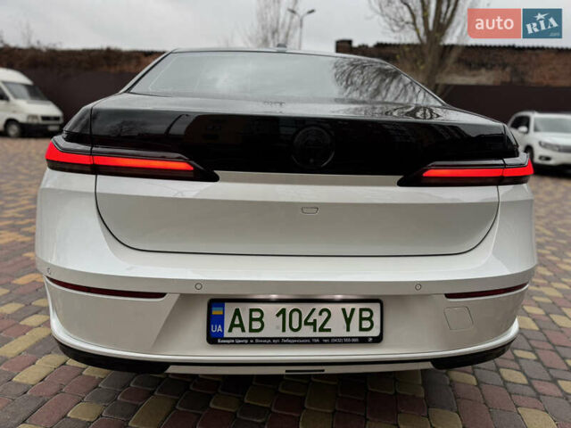 Белый БМВ i7, объемом двигателя 0 л и пробегом 9 тыс. км за 85000 $, фото 10 на Automoto.ua