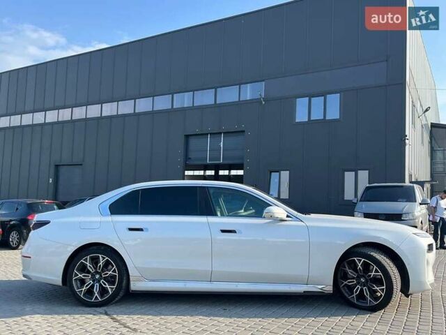 Білий БМВ i7, об'ємом двигуна 0 л та пробігом 41 тис. км за 87890 $, фото 14 на Automoto.ua