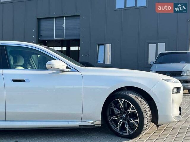 Білий БМВ i7, об'ємом двигуна 0 л та пробігом 41 тис. км за 87890 $, фото 15 на Automoto.ua