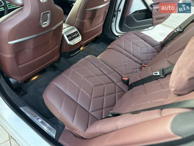 Білий БМВ i7, об'ємом двигуна 0 л та пробігом 42 тис. км за 86900 $, фото 63 на Automoto.ua