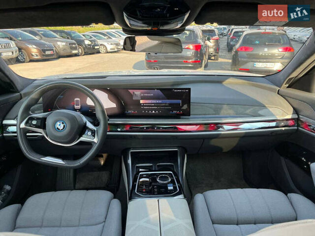 Білий БМВ i7, об'ємом двигуна 0 л та пробігом 41 тис. км за 87890 $, фото 39 на Automoto.ua