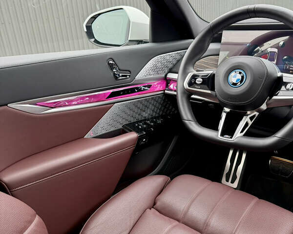 Білий БМВ i7, об'ємом двигуна 0 л та пробігом 12 тис. км за 95500 $, фото 45 на Automoto.ua