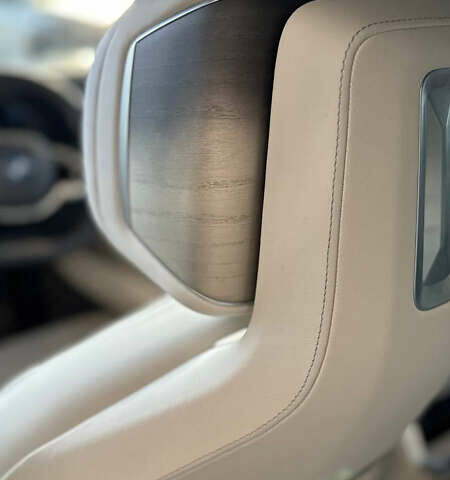 Бежевый БМВ i7, объемом двигателя 0 л и пробегом 39 тыс. км за 104623 $, фото 29 на Automoto.ua