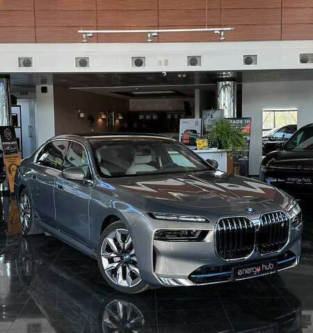 Бежевый БМВ i7, объемом двигателя 0 л и пробегом 39 тыс. км за 104623 $, фото 5 на Automoto.ua