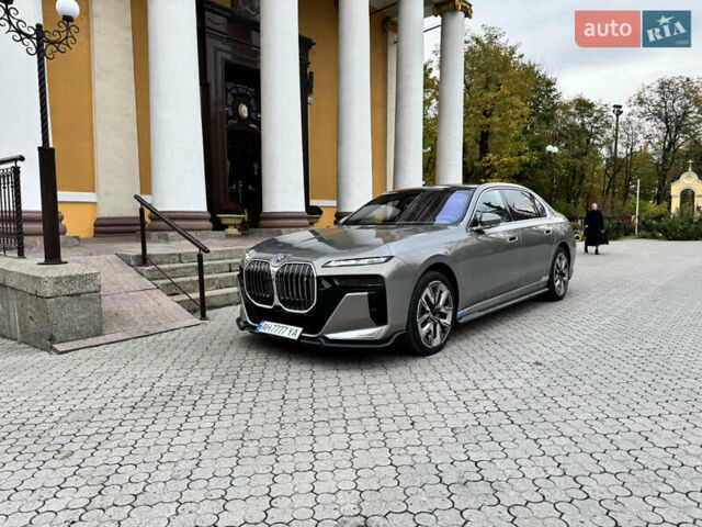 Бежевый БМВ i7, объемом двигателя 0 л и пробегом 39 тыс. км за 104623 $, фото 4 на Automoto.ua