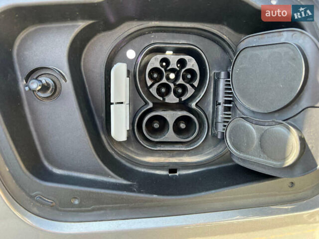 Бежевый БМВ i7, объемом двигателя 0 л и пробегом 39 тыс. км за 104623 $, фото 43 на Automoto.ua