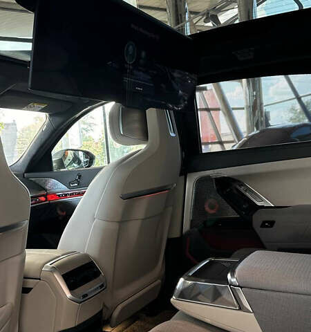 Бежевый БМВ i7, объемом двигателя 0 л и пробегом 39 тыс. км за 104623 $, фото 25 на Automoto.ua