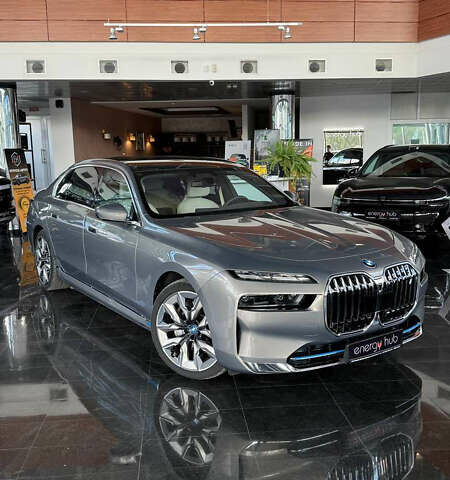 Бежевый БМВ i7, объемом двигателя 0 л и пробегом 39 тыс. км за 104623 $, фото 6 на Automoto.ua