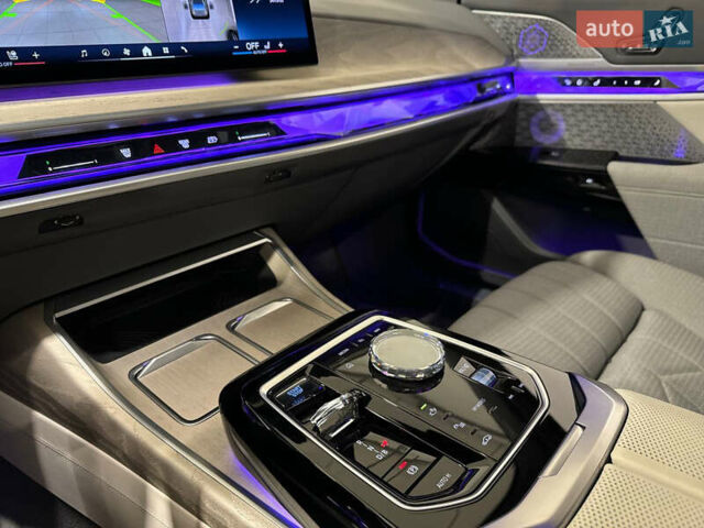 Бежевый БМВ i7, объемом двигателя 0 л и пробегом 39 тыс. км за 104623 $, фото 37 на Automoto.ua