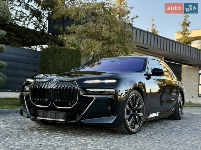 Черный БМВ i7, объемом двигателя 0 л и пробегом 36 тыс. км за 107000 $, фото 3 на Automoto.ua
