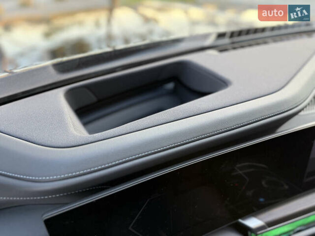 Черный БМВ i7, объемом двигателя 0 л и пробегом 36 тыс. км за 107000 $, фото 41 на Automoto.ua