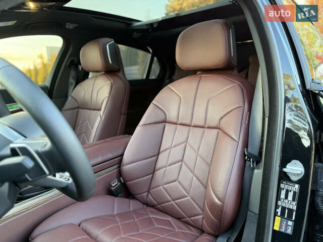 Черный БМВ i7, объемом двигателя 0 л и пробегом 36 тыс. км за 107000 $, фото 34 на Automoto.ua