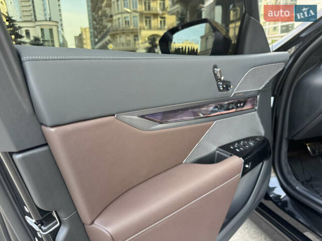 Чорний БМВ i7, об'ємом двигуна 0 л та пробігом 48 тис. км за 95000 $, фото 35 на Automoto.ua