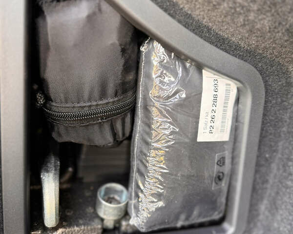 Чорний БМВ i7, об'ємом двигуна 0 л та пробігом 55 тис. км за 91500 $, фото 51 на Automoto.ua