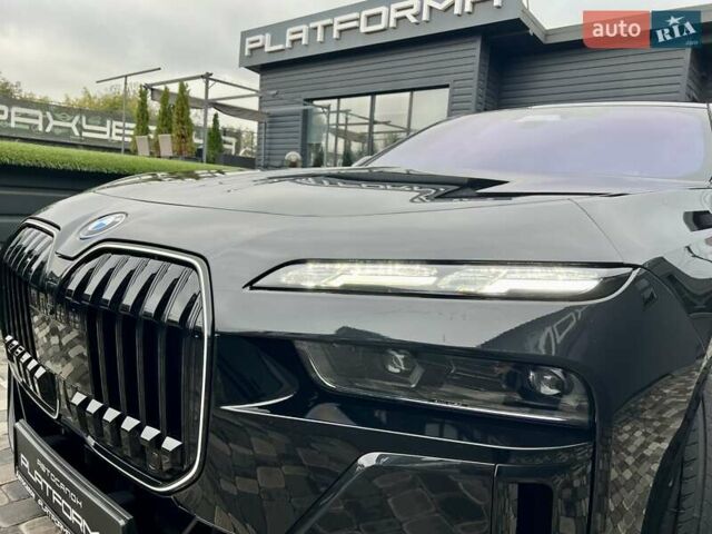 Черный БМВ i7, объемом двигателя 0 л и пробегом 35 тыс. км за 123900 $, фото 100 на Automoto.ua