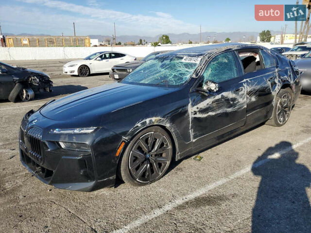 Черный БМВ i7, объемом двигателя 0 л и пробегом 9 тыс. км за 38800 $, фото 2 на Automoto.ua