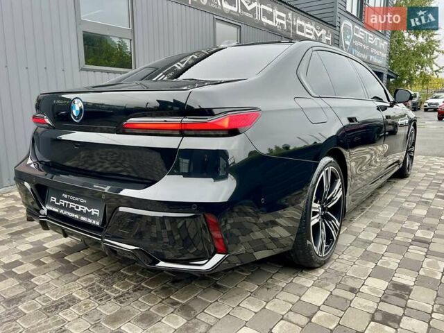 Черный БМВ i7, объемом двигателя 0 л и пробегом 35 тыс. км за 123900 $, фото 10 на Automoto.ua