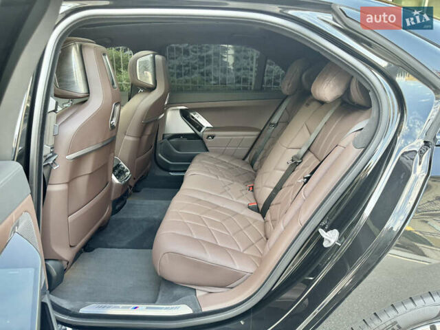 Чорний БМВ i7, об'ємом двигуна 0 л та пробігом 48 тис. км за 95000 $, фото 36 на Automoto.ua