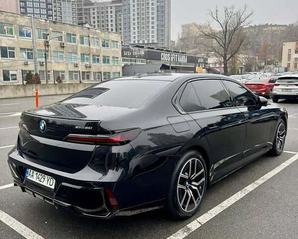 Черный БМВ i7, объемом двигателя 0 л и пробегом 22 тыс. км за 92000 $, фото 1 на Automoto.ua