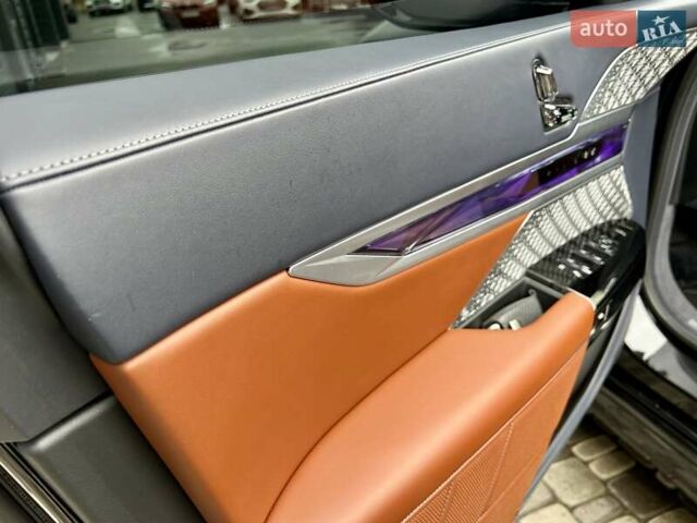 Черный БМВ i7, объемом двигателя 0 л и пробегом 35 тыс. км за 123900 $, фото 16 на Automoto.ua