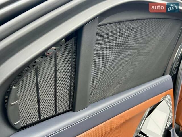 Черный БМВ i7, объемом двигателя 0 л и пробегом 35 тыс. км за 123900 $, фото 31 на Automoto.ua